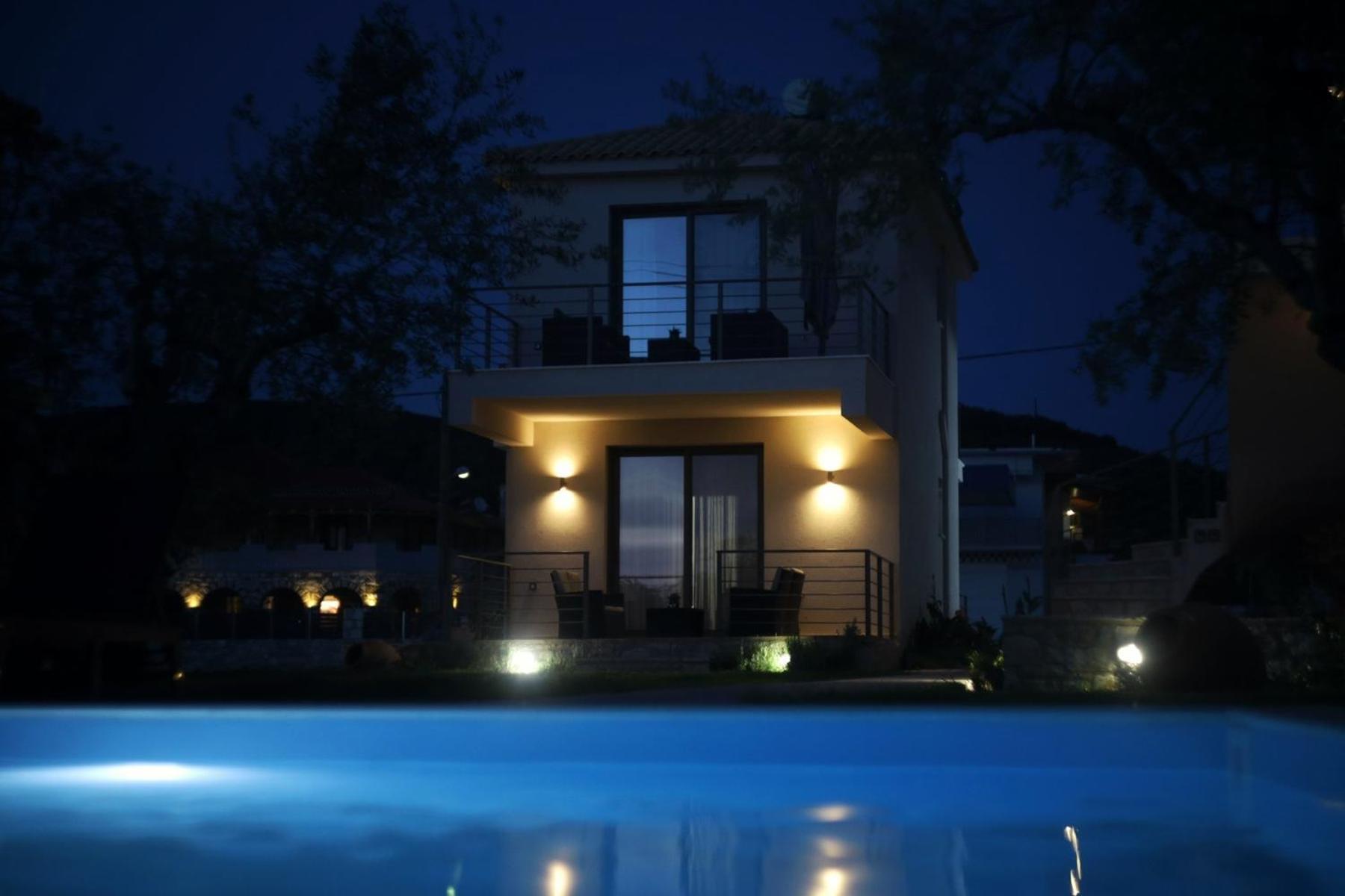 Three Charites Resort Гиалова Экстерьер фото